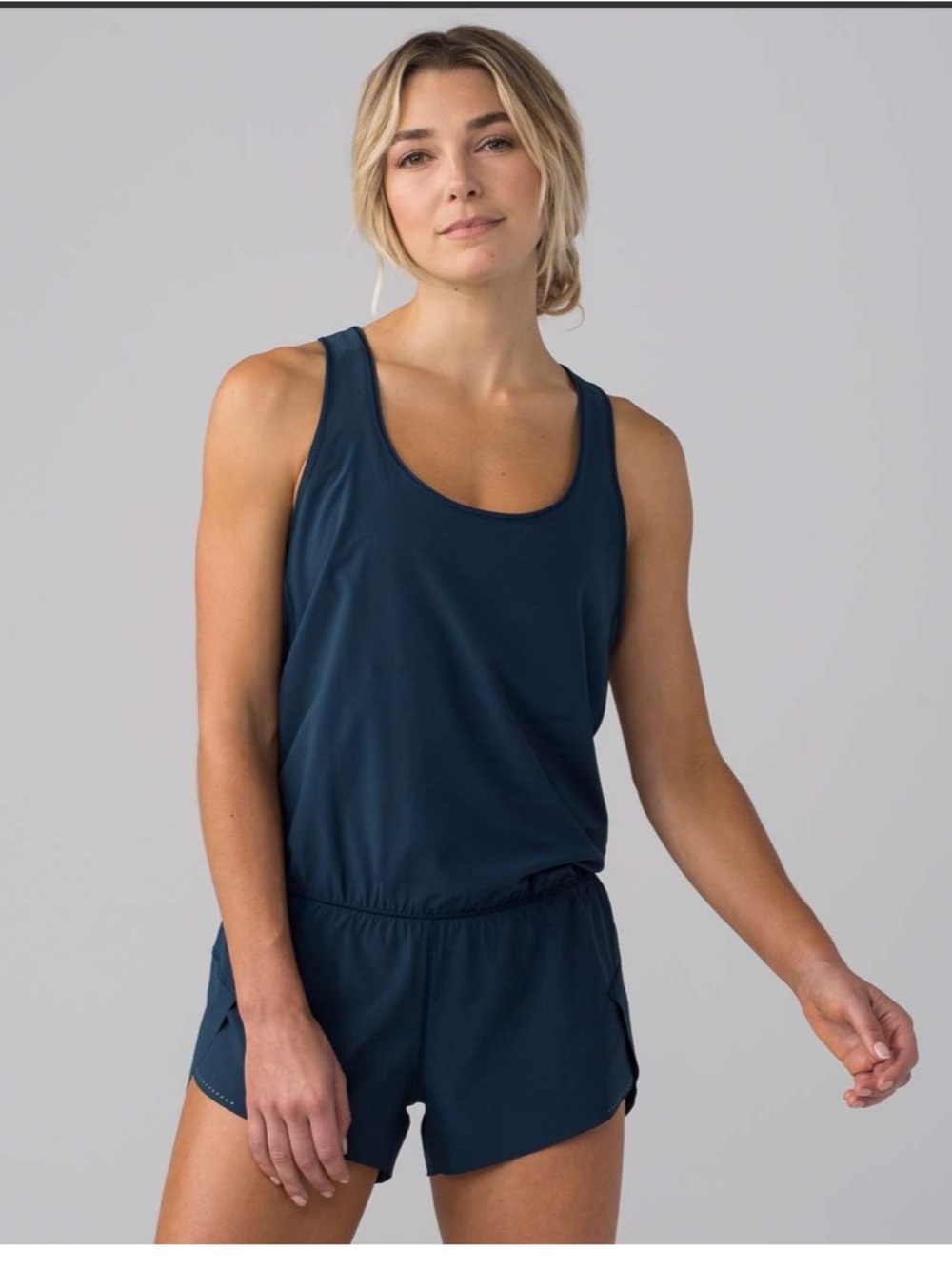 lululemon EUC Chase Me Onsie Jade Open Back Tank Romper w/liner Size 4